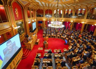 Roxana Iordache : Zelenski s-a adresat Parlamentului Norvegiei și a fost îndelung aplaudat, cu o admirație afecțuoasă