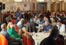 Radu Hossu : Peste 300 primari, consilieri locali, senatori si membri simpli USR s-au adunat în weekend-ul ăsta la Sibiu