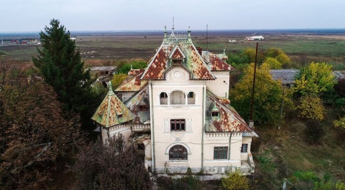 Conacul Cornățeanu din Cornățelu, Dâmbovița.