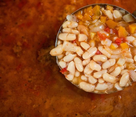 Restaurant La Iulian de la Râu Alb