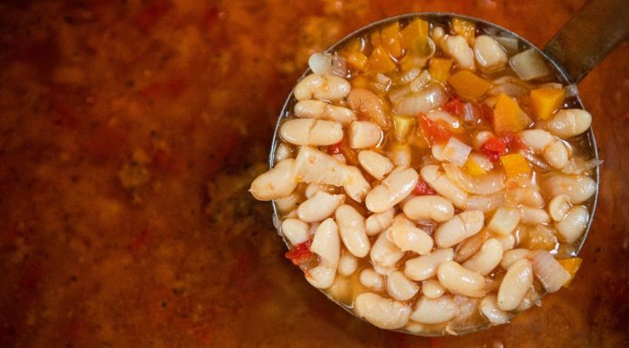 Restaurant La Iulian de la Râu Alb